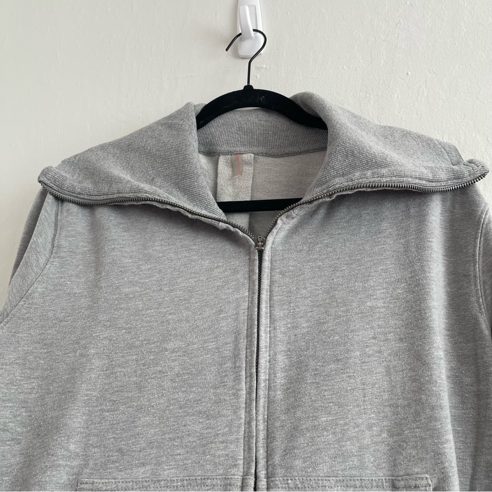 Free People Movement Full Zip Shawl Collar Gray Sweatshirt Baseline Size Small - Picture 6 of 10